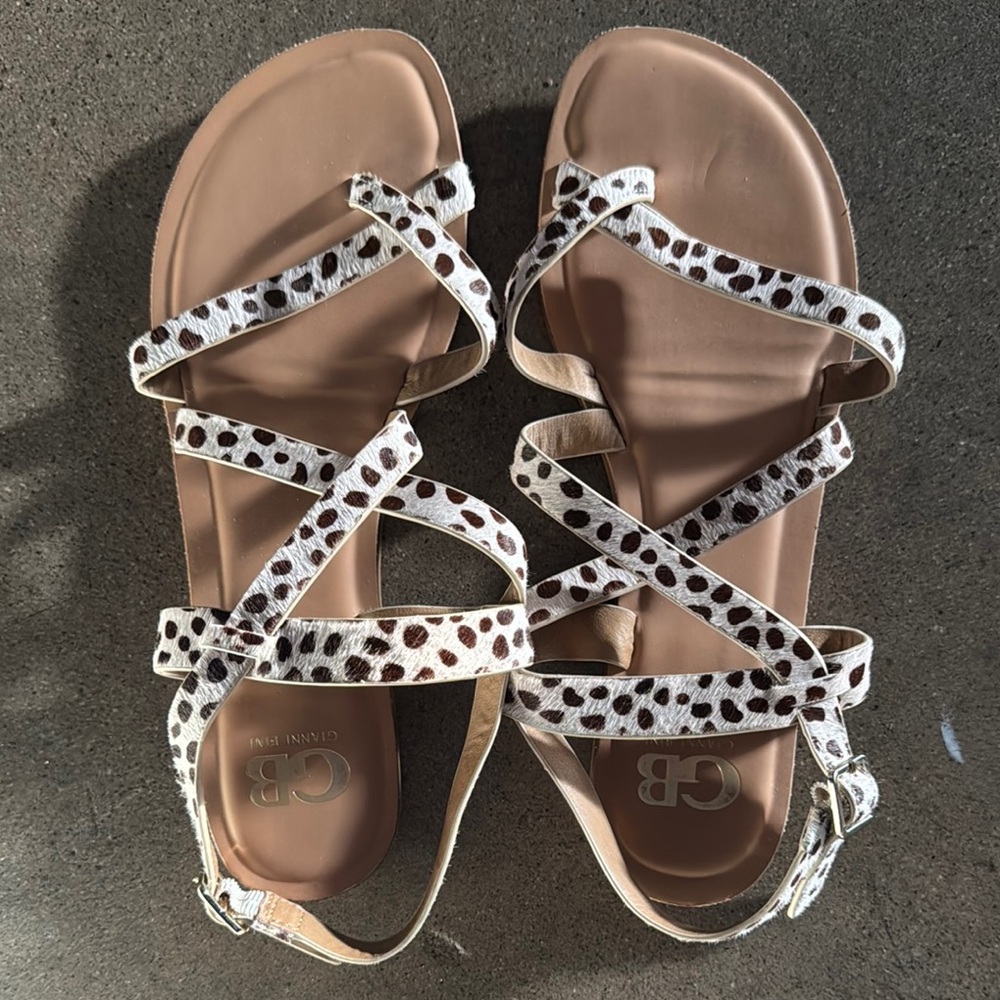 Women's Strappy Sandals - White and Brown